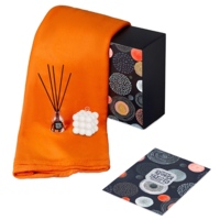 Подарочный набор с пледом, свечой и диффузором, оранжевый