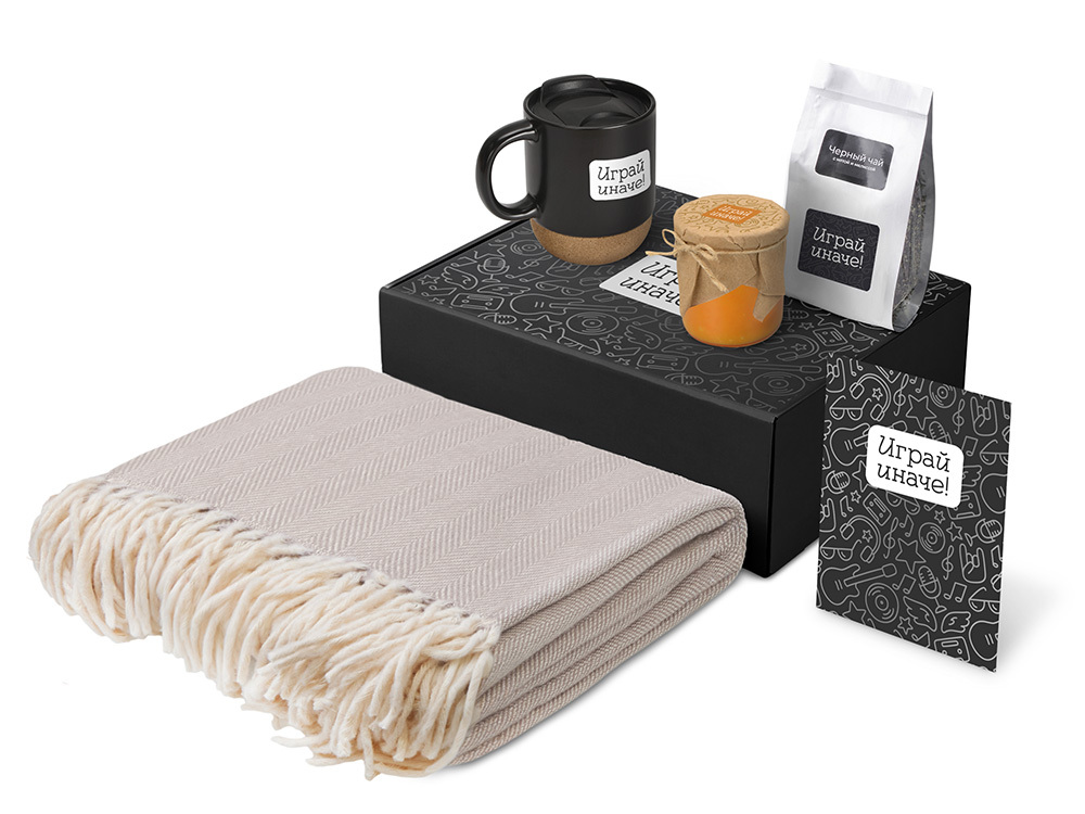 Подарочный набор «Re:y. Nest» с пледом, кружкой и вареньем