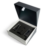 Набор из двух бокалов для игристого вина и одной ножки